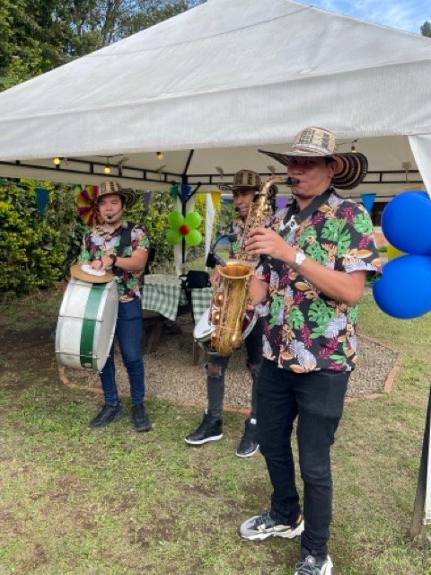 Papayeras en Medellín animando eventos y fiestas